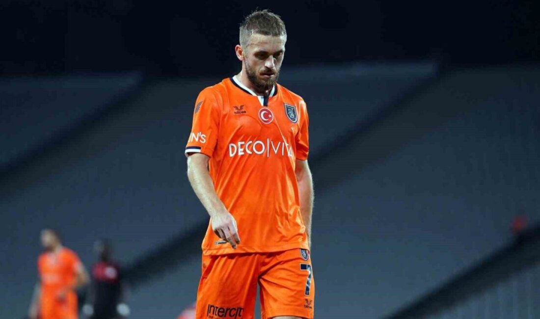 RAMS Başakşehir, son olarak Trabzonspor forması giyen ve 12 sezon