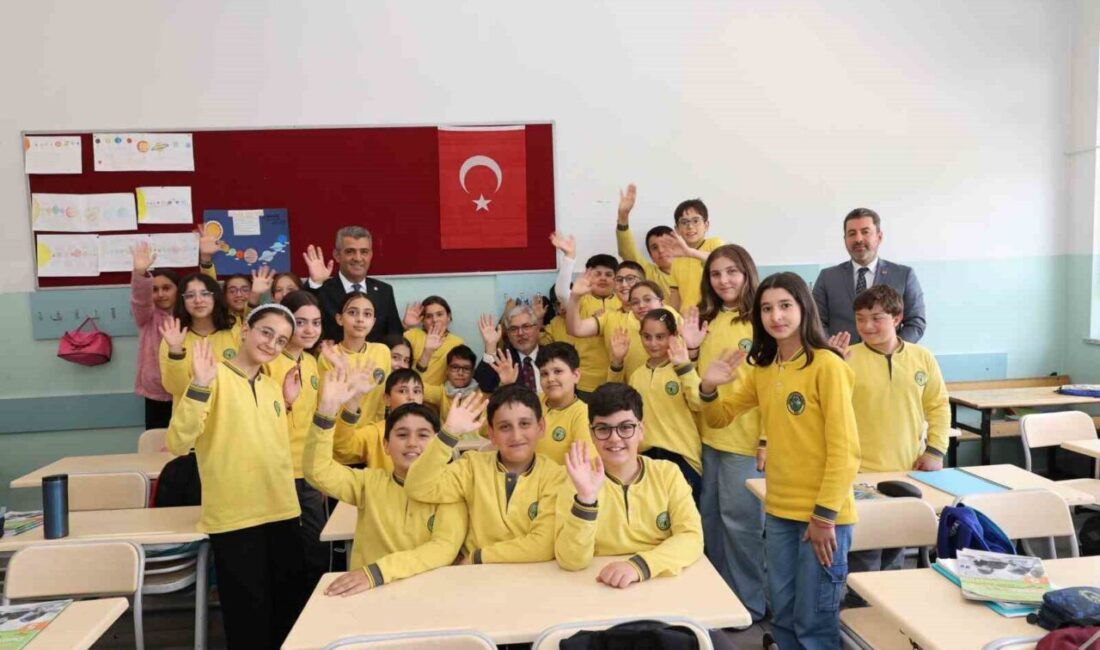Bir dizi program kapsamında Erzurum’da bulunan Millî Eğitim Bakan Yardımcısı