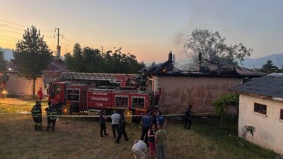 Erzincan’da müstakil evde çıkan yangında yalnız yaşayan 72 yaşındaki emekli