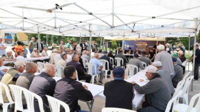 Pursaklar Belediye Başkanı Ertuğrul Çetin, “Vatandaş Soruyor Başkan Cevaplıyor” programları