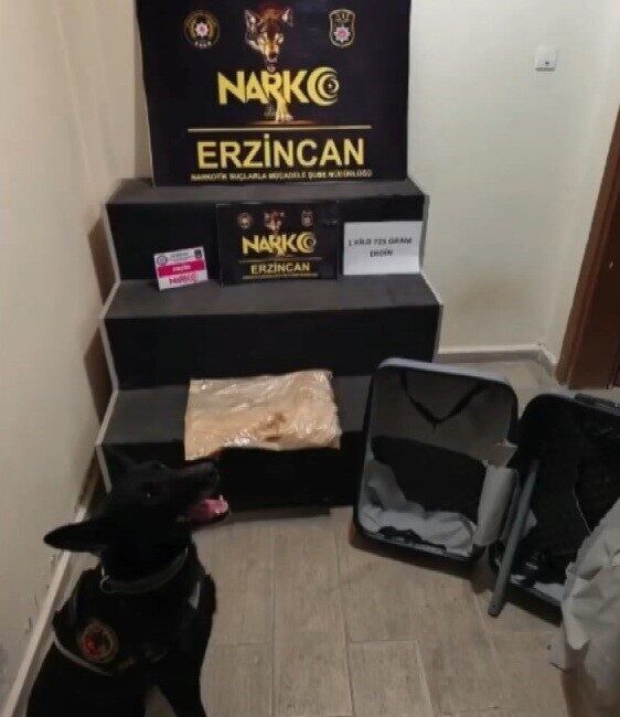 Erzincan’da polis ekiplerince düzenlenen operasyonda 1 kilo 725 gram eroin