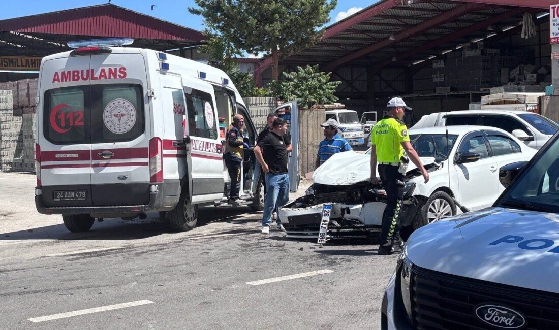 Erzincan’da 3 aracın karıştığı trafik kazasında 1 kişi yaralandı. Kaza