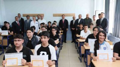 Erzincan’da 2025-2026 eğitim öğretim yılının sona ermesi dolayısıyla düzenlenen karne