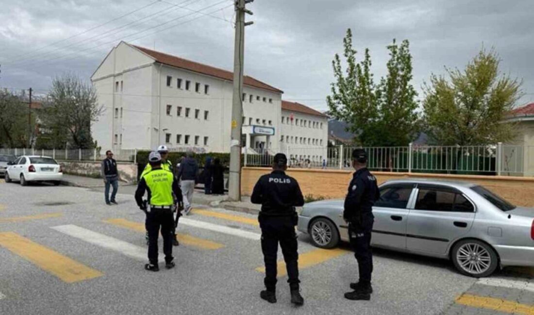 Erzincan’da okul çevreleri ve servis araçlarına yönelik gerçekleştirilen denetimlerde 3