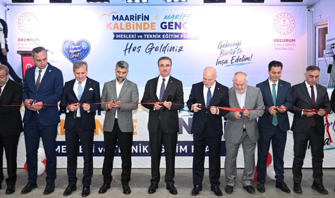 Erzurum Valisi Aydın Baruş’un katılımıyla Recep Tayyip Erdoğan Kongre ve