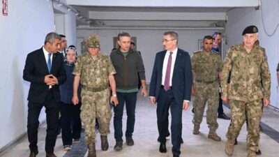 Erzurum Valisi Aydın Baruş, Erzurum Lisesi tarafından sınıf ve eğitim
