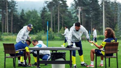 Yeni sezon hazırlıklarını Topuk Yaylası Tesisleri’nde sürdüren Fenerbahçe’de, oyuncular laktat