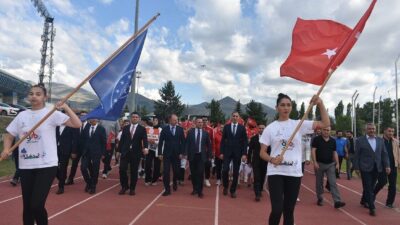 ‘Yaza Hareketli Giriyoruz” sloganıyla, GSB Ücretsiz Yaz Spor Okulları ve