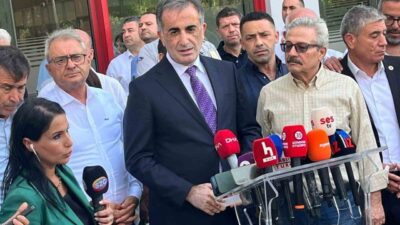 İzmir Büyükşehir Belediye Başkanı Cemil Tugay, Cumhuriyet Halk Partisi (CHP)