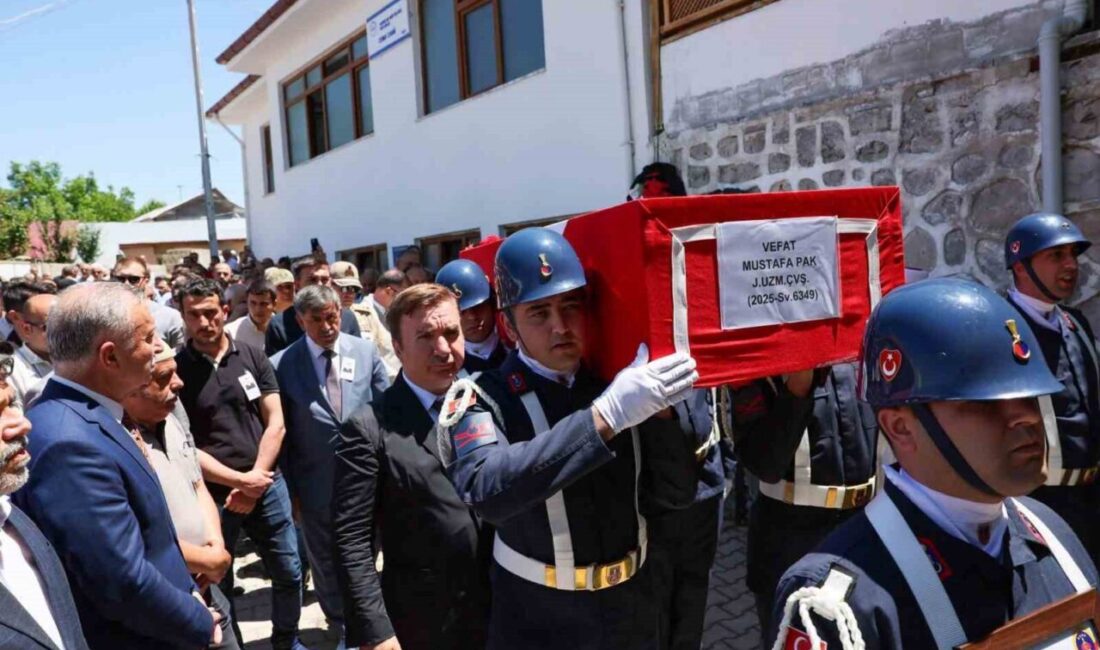 Manisa’da görev yaptığı sırada trafik kazasında yaşamını yitiren Erzincanlı Jandarma