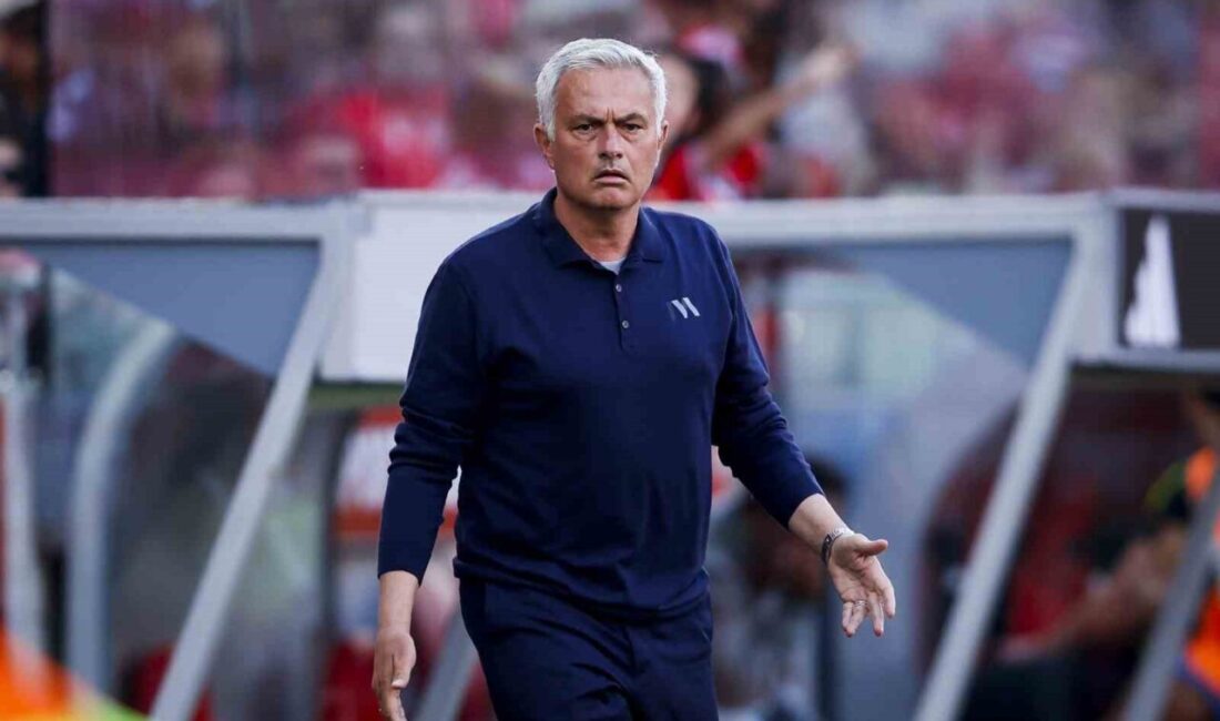 Real Madrid, Portekizli Teknik Direktör Jose Mourinho ile 3 yıllık