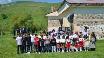 Erzurum´un Karaçoban ilçesinde gerçekleştirilen “Orda bir köy var çok da