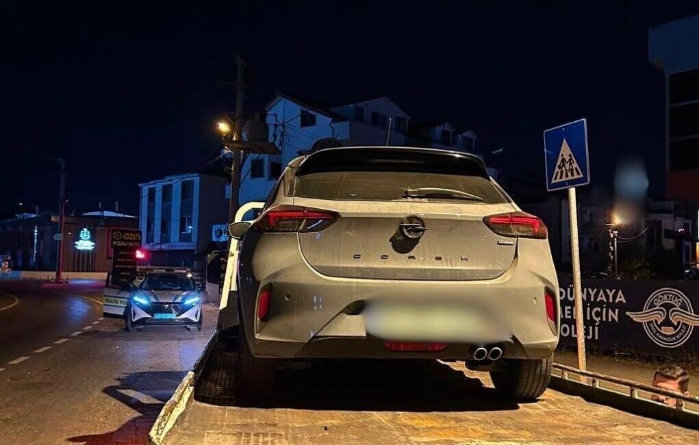 Kocaeli’de korsan taşımacılık yaptığı tespit edilen otomobil sürücüsüne 100 bin