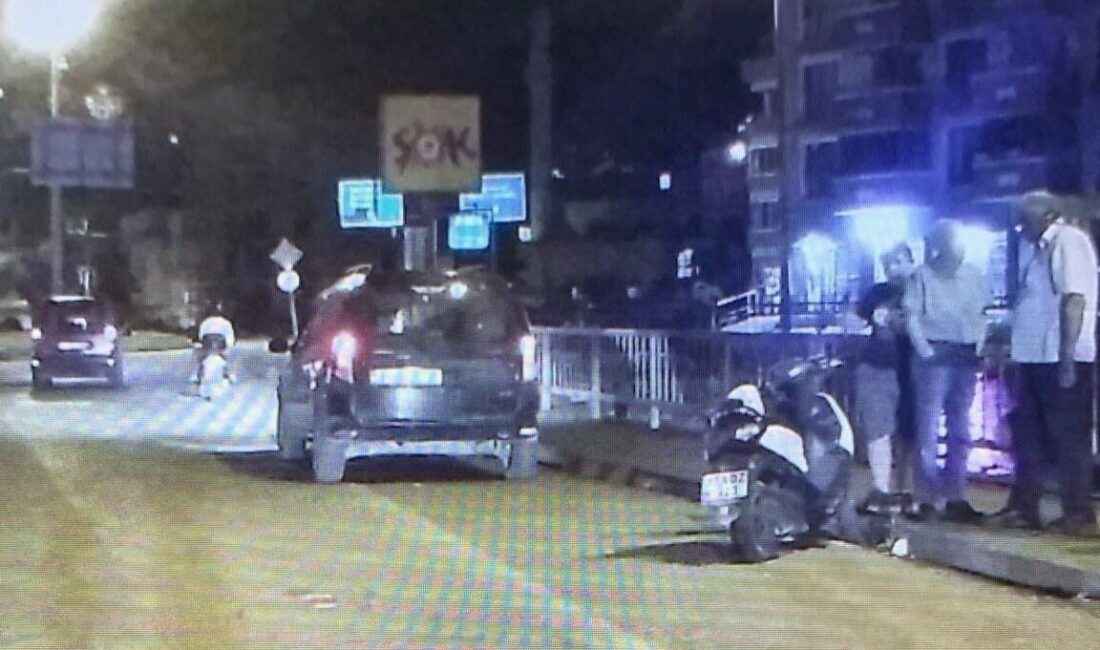Kastamonu’nun Cide ilçesinde otomobil ile çarpışan motosikletin sürücüsü yaralandı. Kaza,