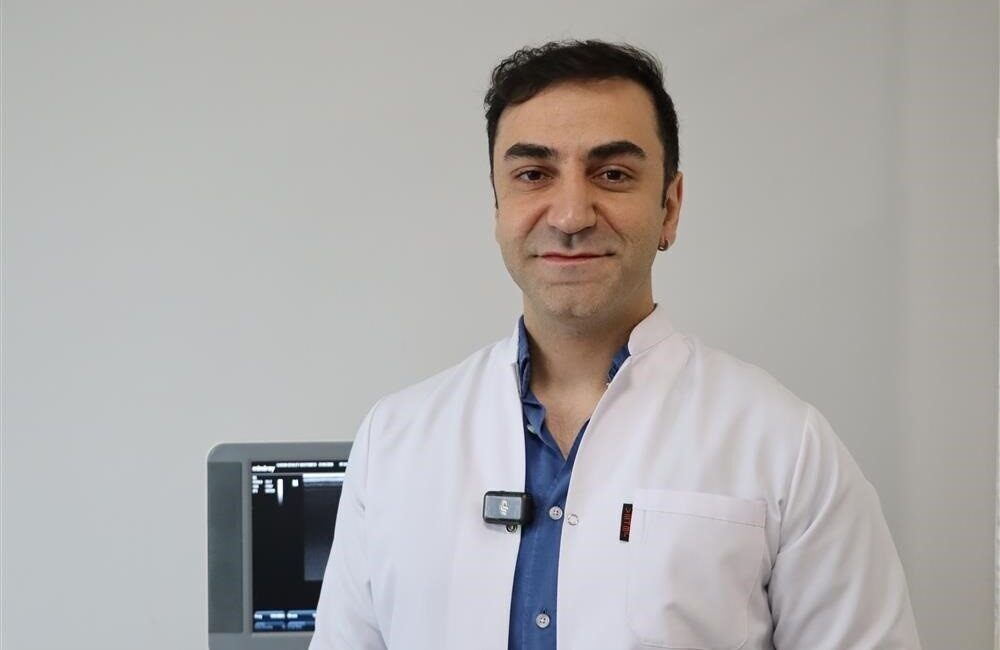 Sivas Numune Hastanesi’nde görevli Fizik Tedavi ve Rehabilitasyon Uzmanı Dr.