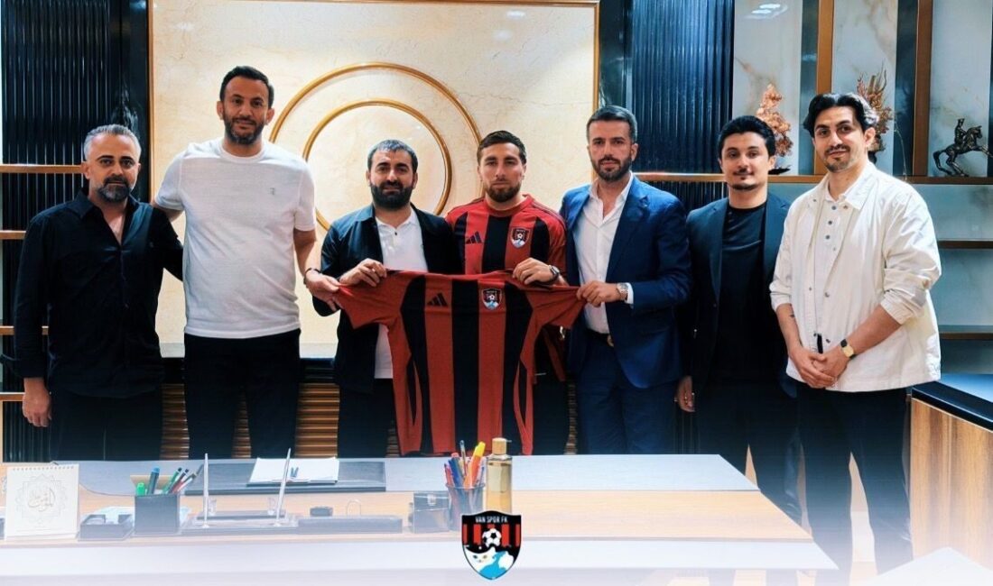 TFF 1. Lig’de mücadele eden Vanspor Futbol Kulübü, Orkun Kökçü’nün