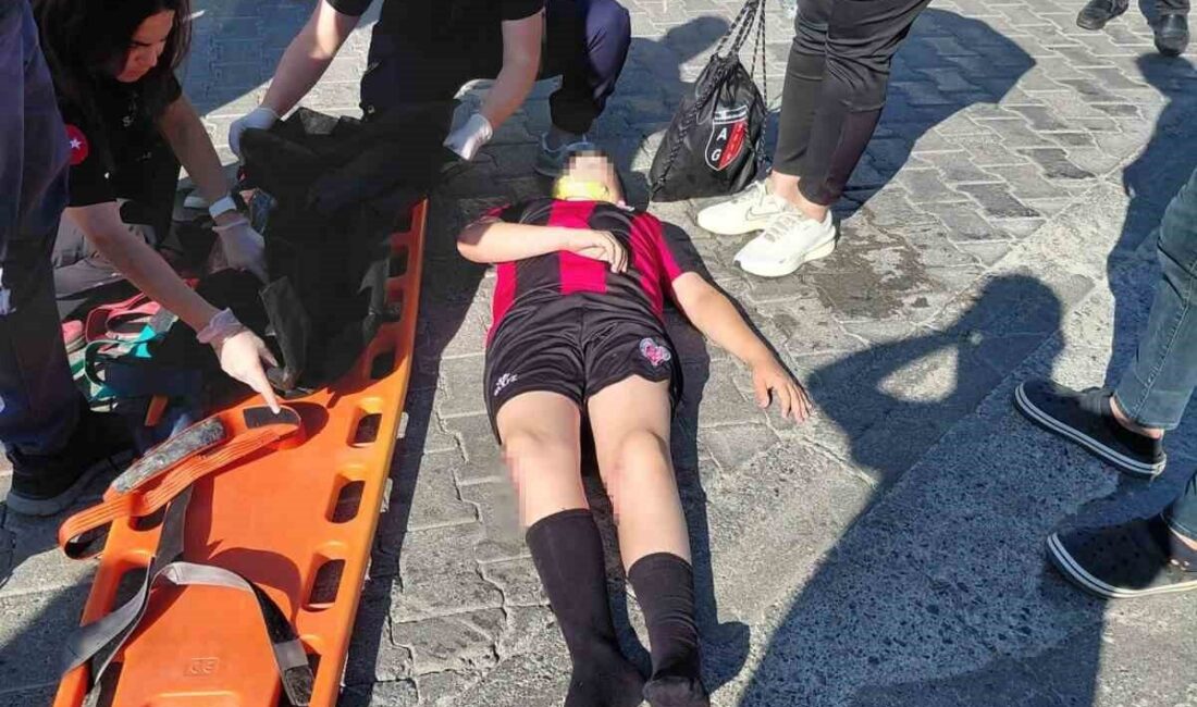 Zonguldak’ın Alaplı ilçesinde otomobilin çarptığı 12 yaşındaki çocuk yaralandı. Kaza,