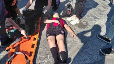 Zonguldak’ın Alaplı ilçesinde otomobilin çarptığı 12 yaşındaki çocuk yaralandı. Kaza,
