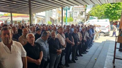 Rize’nin Ardeşen ilçesinde dün geçirdikleri kazada hayatını kaybeden yaşlı çift