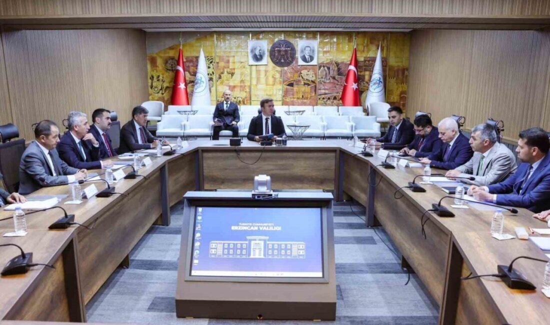 Erzincan’da sahipsiz hayvanların korunması, rehabilitasyonu ve sahiplendirilmesine yönelik çalışmaların değerlendirildiği