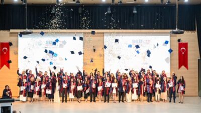 Sağlık Bilimleri Üniversitesi Erzurum Tıp Fakültesi 2025-2026 Akademik Yılı Mezuniyet