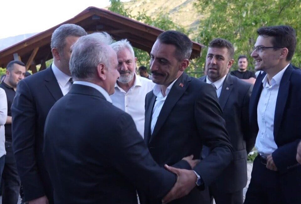 Gümüşhane’nin Tekke beldesinde yapılan belediye başkanlığı seçiminde kesin olmayan sonuçlara