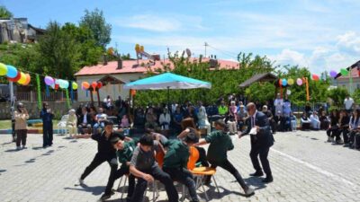 Erzincan’ın Tercan ilçesinde, Tercan Şehit Recep Gündüz Anadolu İmam Hatip