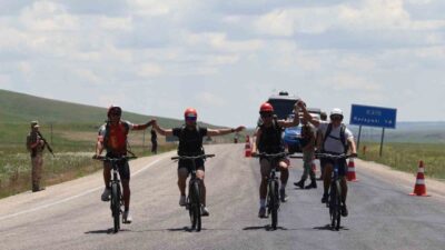 Erzurum’da 50 sporcu, “Terörsüz Türkiye” vizyonuyla düzenlenen uluslararası doğa ve