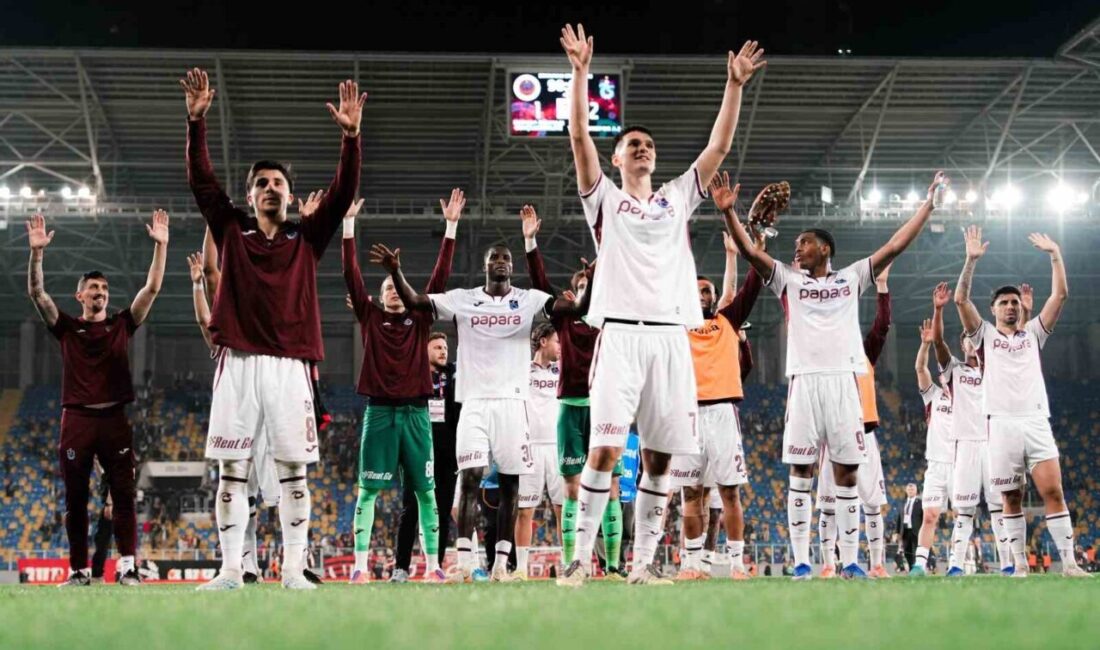 Trabzonspor, 2026-2027 sezonu kombine kartlarının genel satışına başlarken, taraftarların kombine