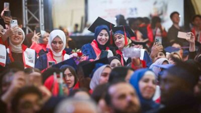 Türkiye’nin dört bir yanındaki üniversitelerde eğitimlerini tamamlayan 2 bin 800