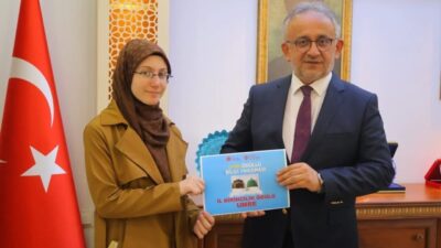 Diyanet İşleri Başkanlığınca lise ve üniversite öğrencilerine yönelik düzenlenen Umre
