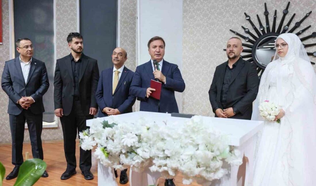 Erzincan Valisi Hamza Aydoğdu, Memur-Sen Erzincan İl Başkanı Nebi Gül’ün