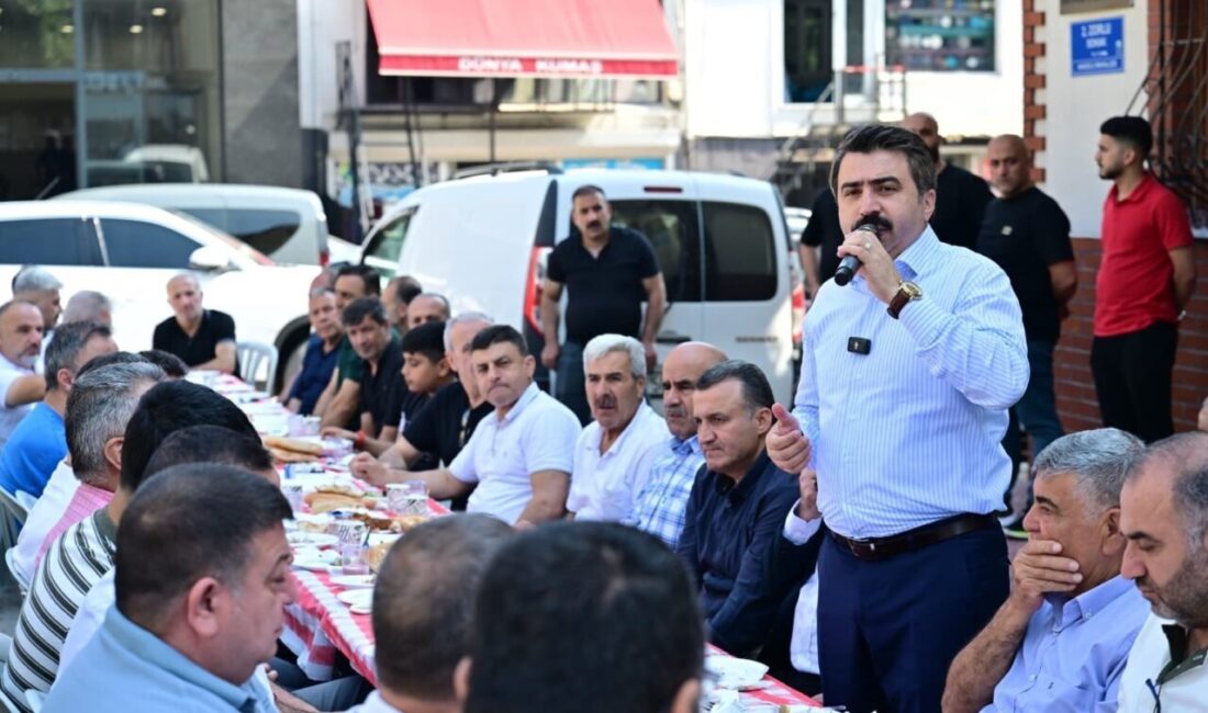 Yıldırım Belediye Başkanı Oktay Yılmaz, Anadolu Mahallesi esnafıyla bir araya