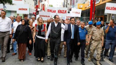 Trabzon’un Akçaabat ilçesinde bu yıl 34.’sü düzenlenen Uluslararası Akçaabat Müzik