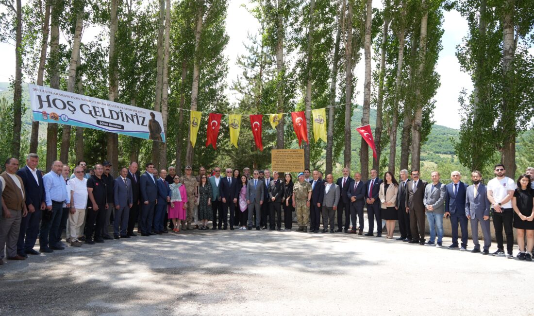  Bayburt'ta bu yıl 30'uncusu düzenlenen Uluslararası Dede Korkut Bilim,