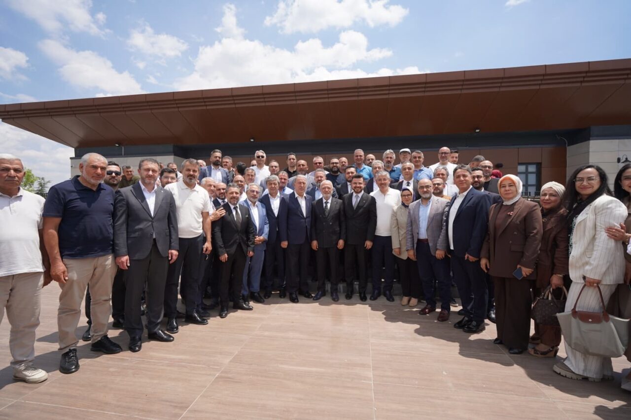 AK Parti Kayseri İl Başkanlığı; görevdeki 500. gününü, Genel Başkan