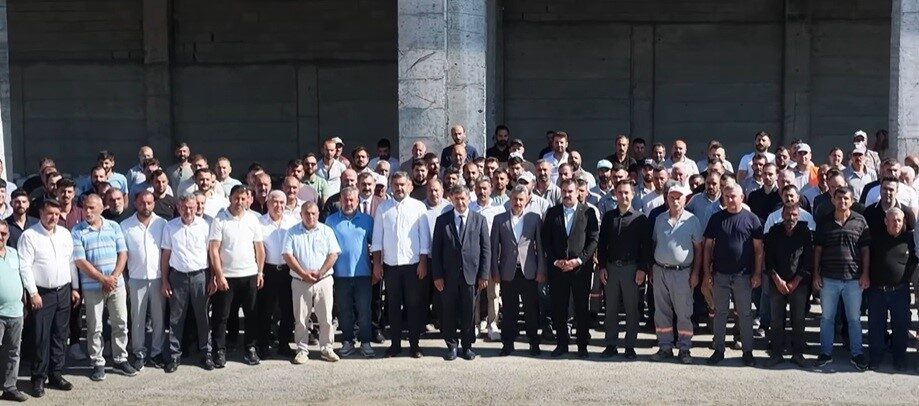 Erzincan Belediye Başkanı Bekir Aksun, Fen İşleri Müdürlüğü personelini ziyaret