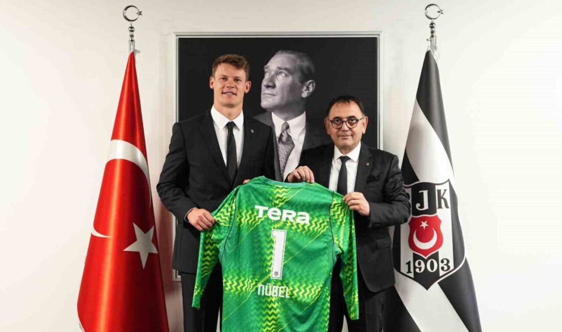 Beşiktaş’ın, Alman ekibi Bayern Münih’ten kadrosuna kattığı file bekçisi Alexander
