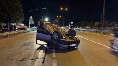 Sakarya’nın Adapazarı ilçesinde iki SUV tarzı aracın çarpışmasıyla meydana gelen
