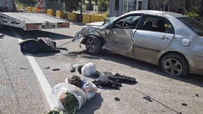 Amasya’nın Merzifon ilçesinde kamyonla çarpıştıktan sonra takla atan otomobilde bulunan