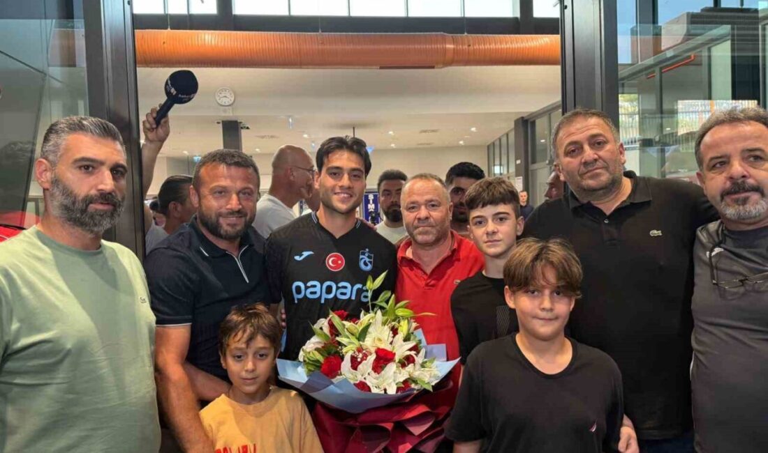 Trabzonspor, Danimarka Süper Lig ekiplerinden Midtjylland’dan transfer ettiği Aral Şimşir’i