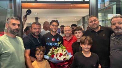 Trabzonspor, Danimarka Süper Lig ekiplerinden Midtjylland’dan transfer ettiği Aral Şimşir’i