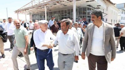 Erzurum Büyükşehir Belediye Başkanı Mehmet Sekmen, Aşkale ilçesinde yapımı devam