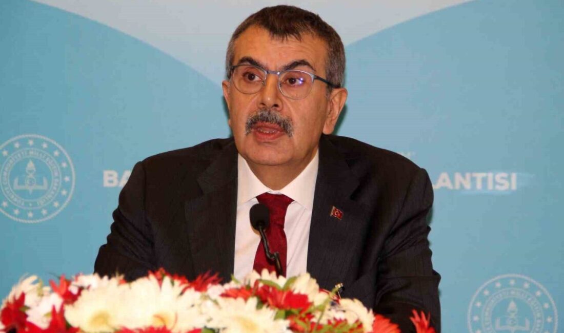 Milli Eğitim Bakanı Yusuf Tekin, özel okul öğretmenlerinin maaşlarına ilişkin