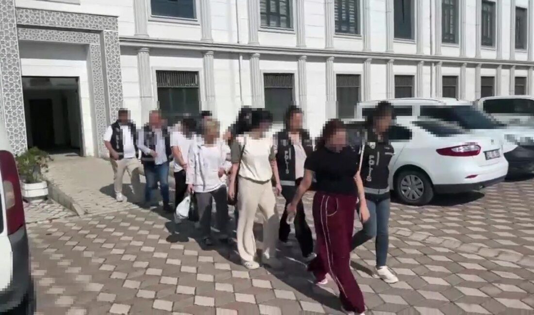Kocaeli merkezli 3 ilde düzenlenen eş zamanlı operasyonda, kendilerini banka