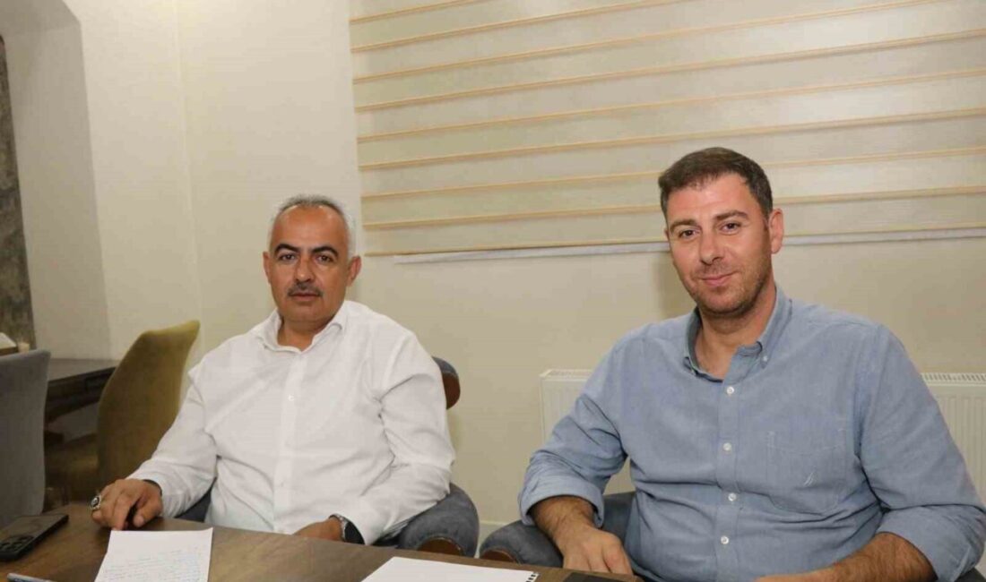 Oltu Belediye Başkanı Adem Çelebi, Oltu Belediyesi ile AK Parti