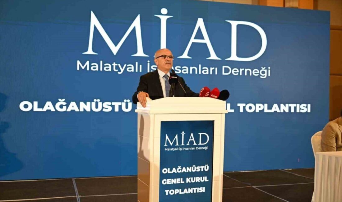 Malatya Büyükşehir Belediye Başkanı Sami Er, deprem sonrası yürütülen çalışmaların