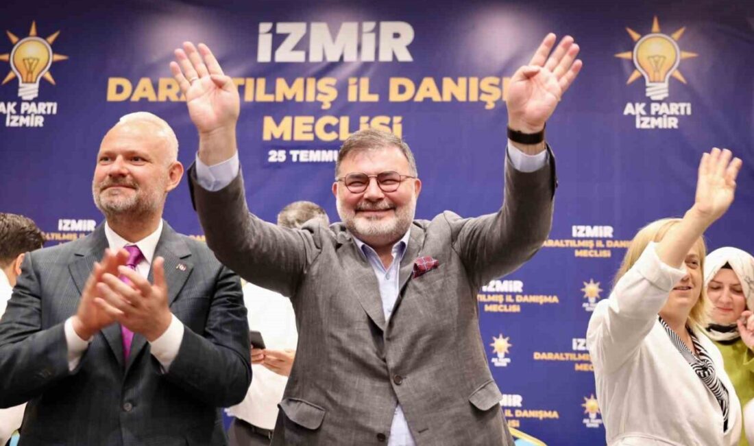 AK Parti İzmir İl Başkanı Bilal Saygılı, partisinin Daraltılmış İl