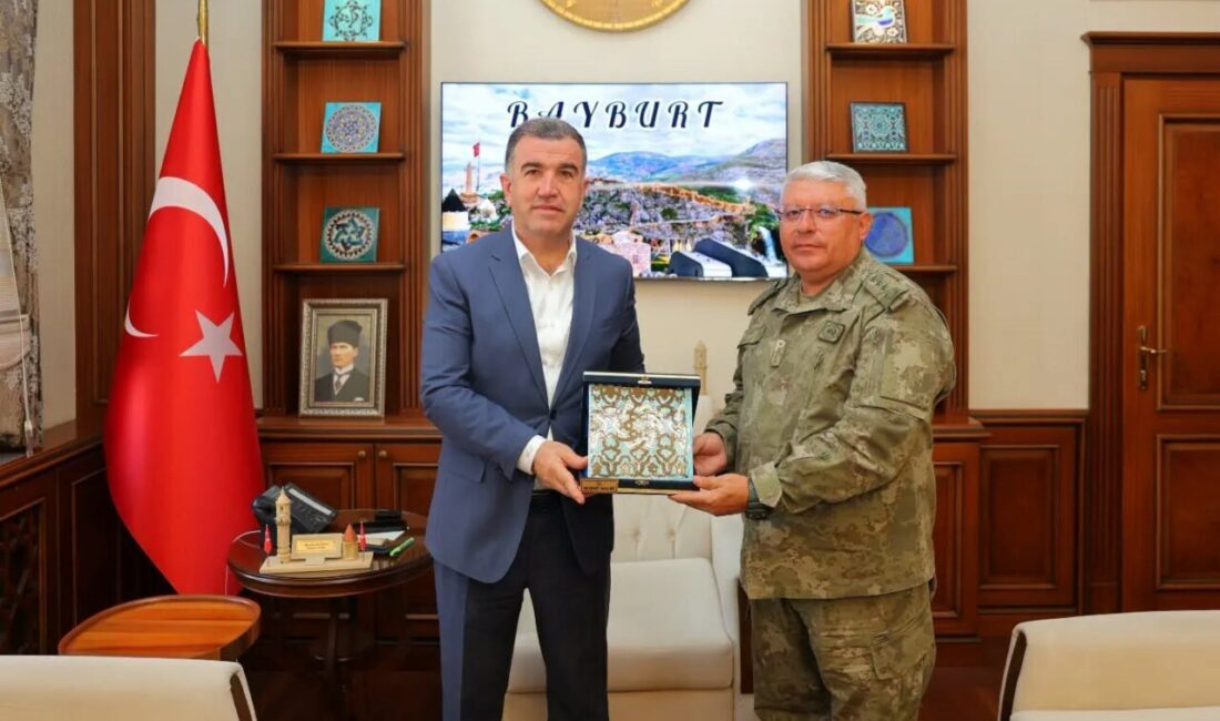 Bayburt Garnizon Komutanı Topçu Albay Erdem Yeni’nin Elazığ 8. Kolordu