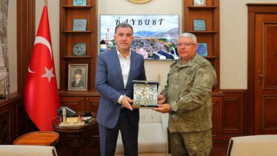 Bayburt Garnizon Komutanı Topçu Albay Erdem Yeni’nin Elazığ 8. Kolordu